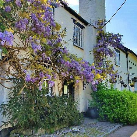 Finest Retreats - The Old Church House Inn Broadhempston Exteriér fotografie