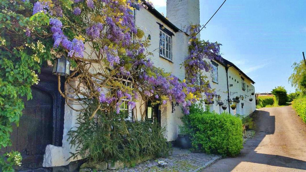 Finest Retreats - The Old Church House Inn Broadhempston Exteriér fotografie