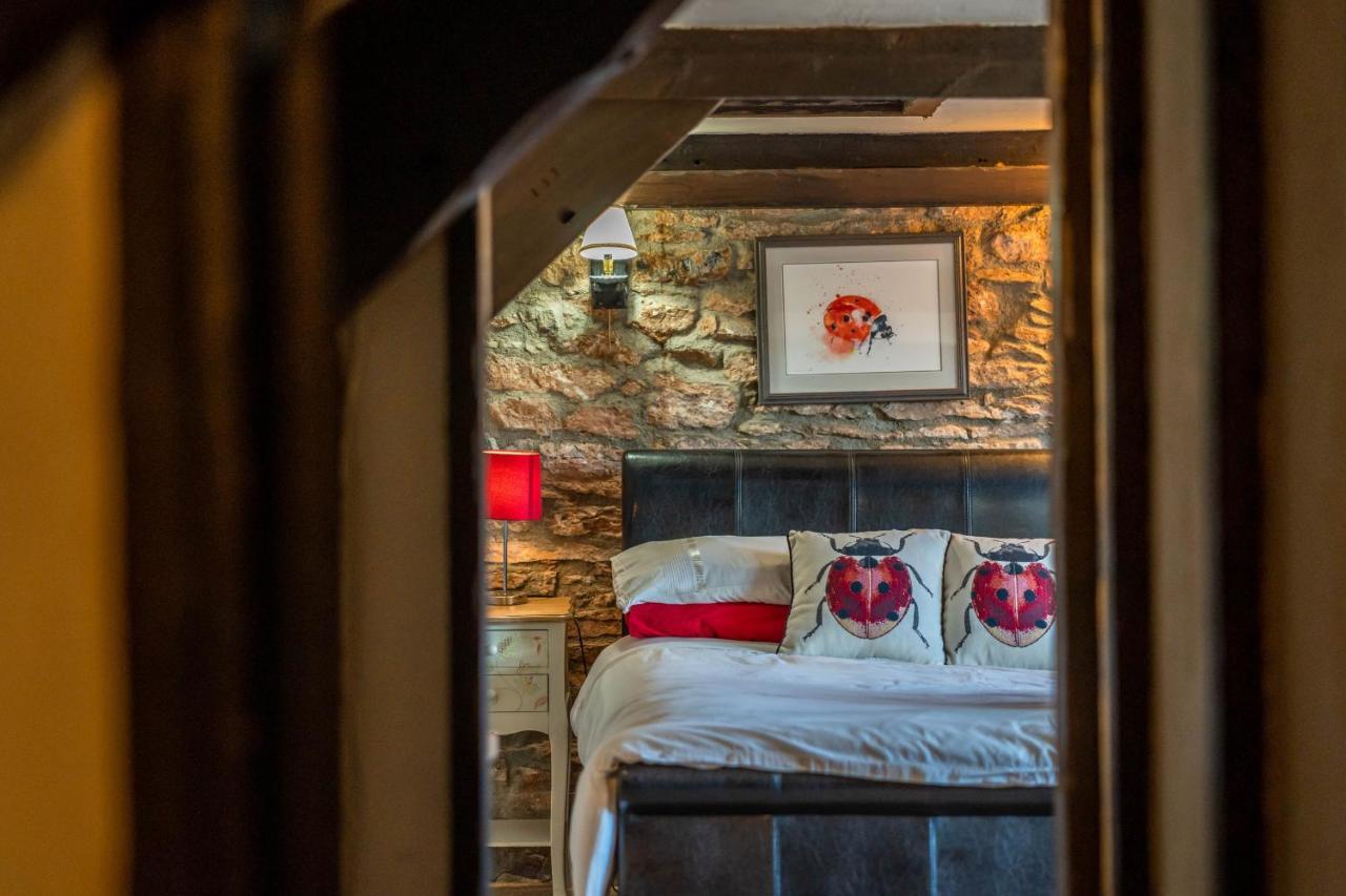Finest Retreats - The Old Church House Inn Broadhempston Exteriér fotografie