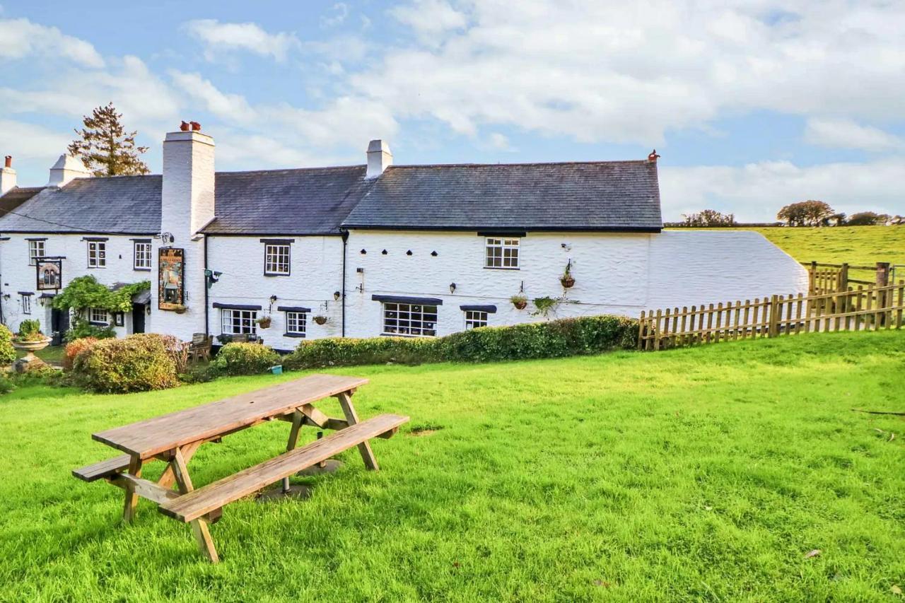 Finest Retreats - The Old Church House Inn Broadhempston Exteriér fotografie