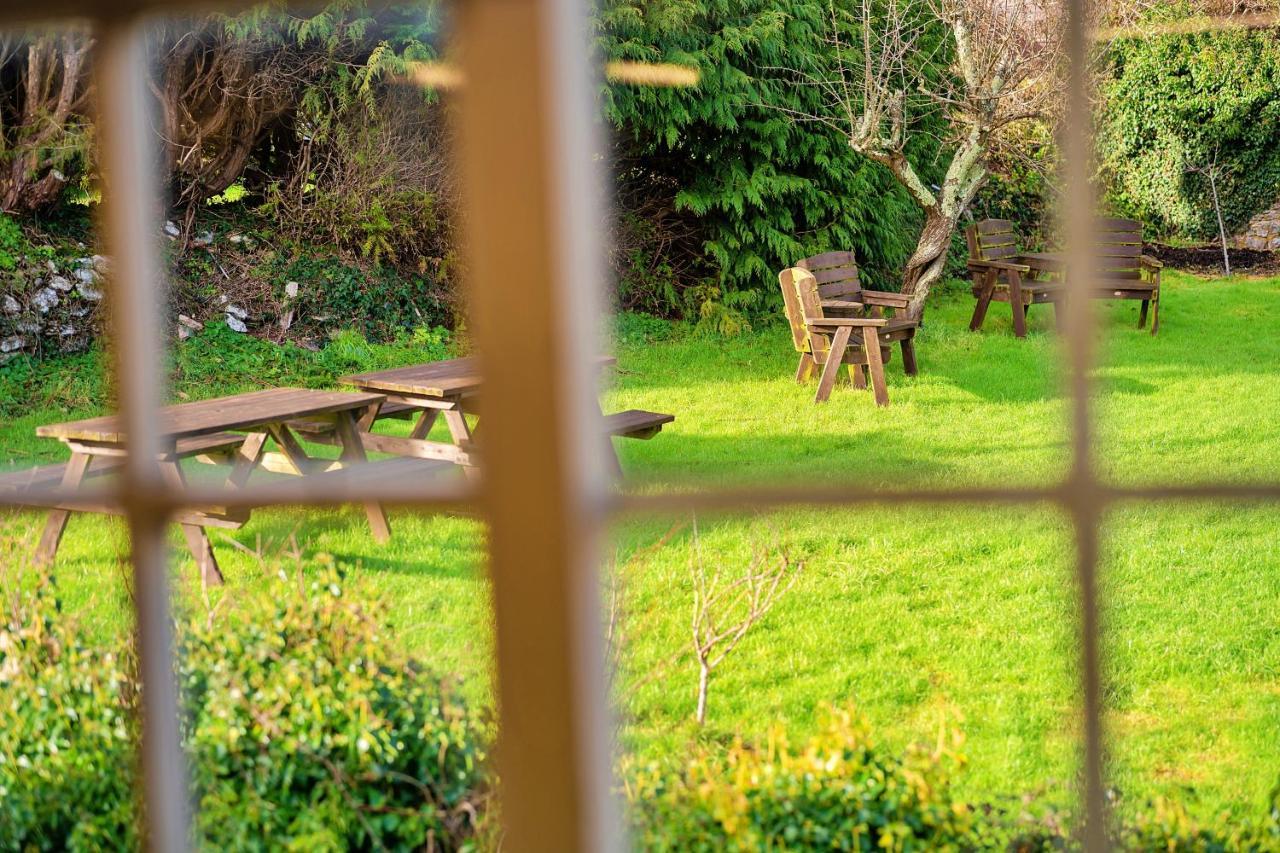 Finest Retreats - The Old Church House Inn Broadhempston Exteriér fotografie