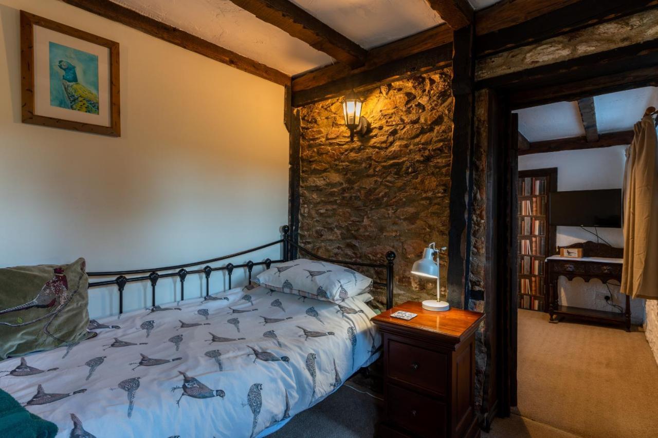 Finest Retreats - The Old Church House Inn Broadhempston Exteriér fotografie